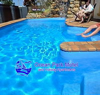 Ocean Park Motel  Holiday Apartments - Accommodation Whitsundays