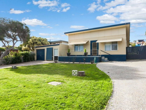 OCEAN SOUNDS - Anglesea - Accommodation Whitsundays 0