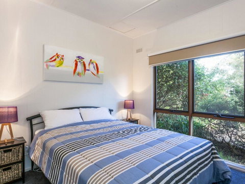 OCEANS 12 - ANGLESEA - Accommodation Whitsundays 1