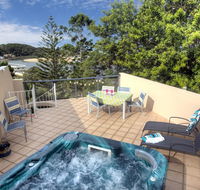 oceanview 6 with rooftop terrace  spa - Accommodation Whitsundays