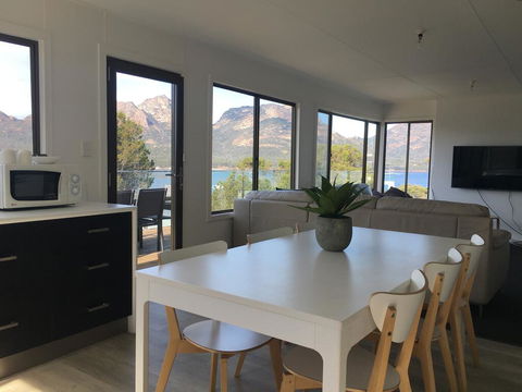 ONTHEBEACH 1 - Accommodation Whitsundays 2