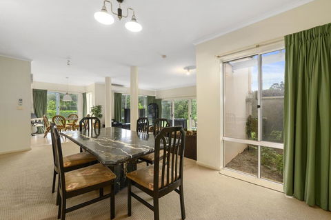 Opal Coast Villa - Accommodation Whitsundays 3