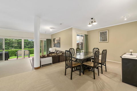 Opal Coast Villa - Accommodation Whitsundays 2
