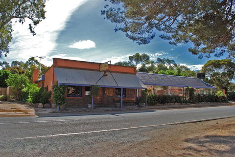 Osteria Sanso B&B - Accommodation Whitsundays 1