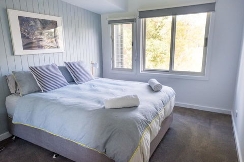 Pandanas Apartments 15A - Mollymook Beach - Accommodation Whitsundays 1