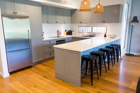 Pandanas Apartments 15B - Mollymook Beach - Accommodation Whitsundays 3