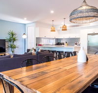 Pandanas Apartments 17A - Mollymook Beach - Accommodation Whitsundays
