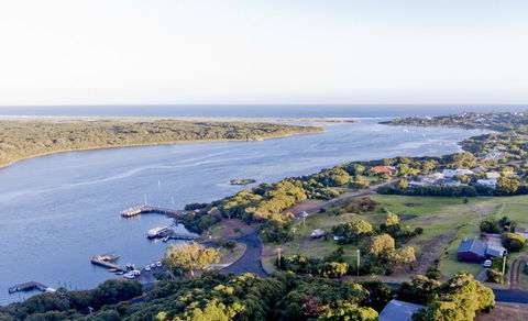 Paradise View - Accommodation Whitsundays 0