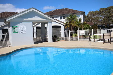 Paradise Waters - No. 19 - Accommodation Whitsundays 0