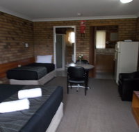 Park House Motor Inn - Accommodation Whitsundays
