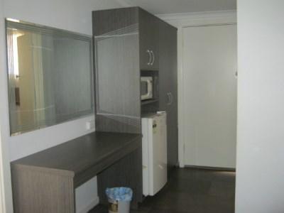 Parkway Motel - Accommodation Whitsundays 2