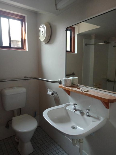 Parkway Motel - Accommodation Whitsundays 3