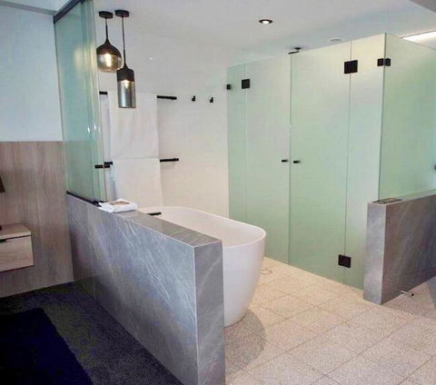 Pasadena Sydney - Accommodation Whitsundays 0