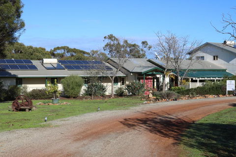 Pecan Hill BNB - Accommodation Whitsundays 0