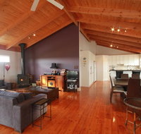 Pelican Sands Bed  Breakfast - Accommodation Whitsundays