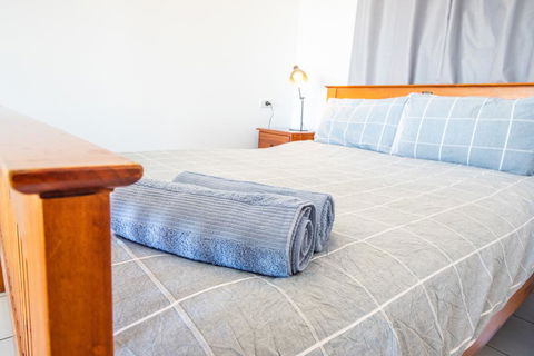 Penneshaw Beach Stay - Accommodation Whitsundays 2