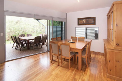 PEPPY TREE HOUSE - Accommodation Whitsundays 1