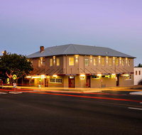 Pier Hotel - Accommodation Whitsundays