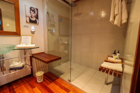 PK Illusions - Accommodation Whitsundays 1