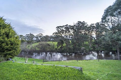 Platypus Waters B&B - Accommodation Whitsundays 3