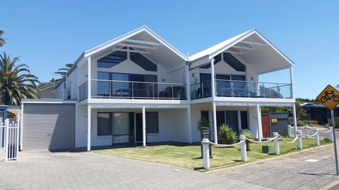 Port Elliot Beachcomber - Accommodation Whitsundays 1