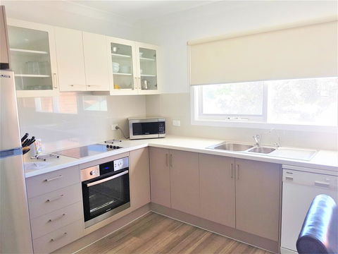 Port Elliot Meridian - Accommodation Whitsundays 2
