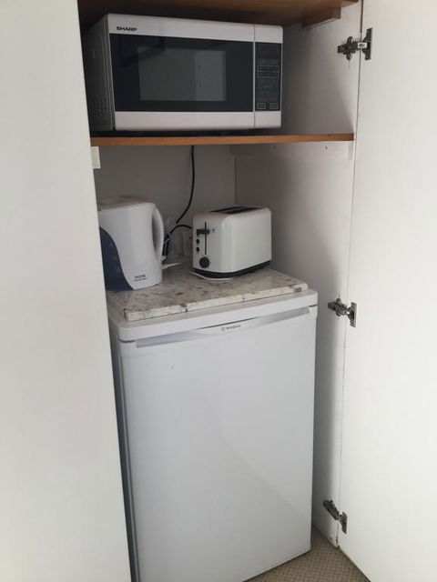 Private Studio - Accommodation Whitsundays 2