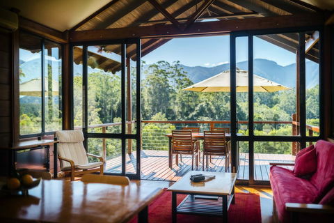 Promised Land Retreat - Accommodation Whitsundays 3
