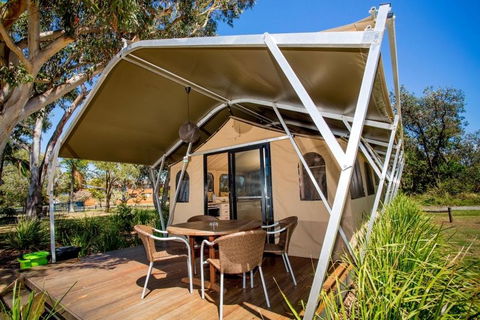 Reflections Holiday Parks Mylestom - Accommodation Whitsundays 3