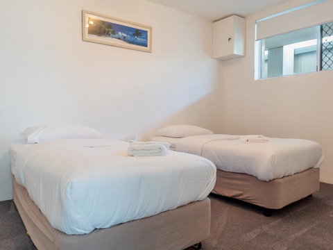 Retreat On Fourth - Accommodation Whitsundays 1