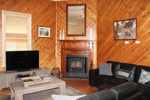 Riverleigh - Accommodation Whitsundays 2