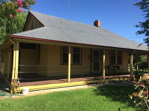 Riverleigh - Accommodation Whitsundays 0
