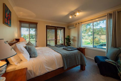 Riverview Farm & Guesthouse - Accommodation Whitsundays 2
