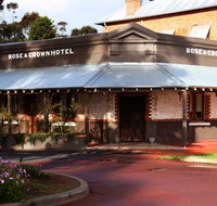 Rose  Crown Hotel - Accommodation Whitsundays