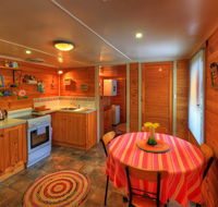 Rosebank Cottage Collection - Accommodation Whitsundays