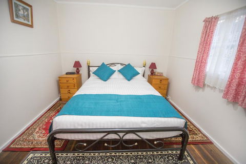 Rosedale Homestead Taranna Cottages - Accommodation Whitsundays 2