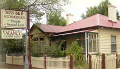 Ross B&B Accommodation - Accommodation Whitsundays 1