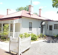 Ross BB Accommodation - Accommodation Whitsundays