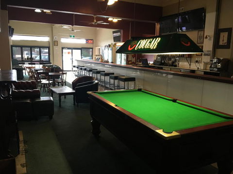 Royal Exchange Hotel - Accommodation Whitsundays 1