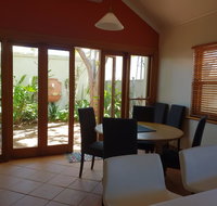 Salty Eyre Glenelg - Accommodation Whitsundays