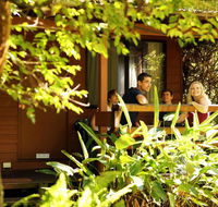 Samurai Beach Bungalows - Port Stephens YHA - Accommodation Whitsundays