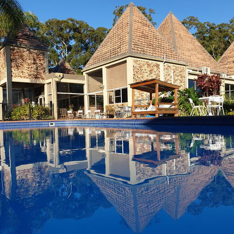Sanctuary Resort Motor Inn - Accommodation Whitsundays 3