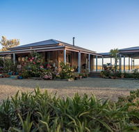 SanctuaryWaratah - Accommodation Whitsundays