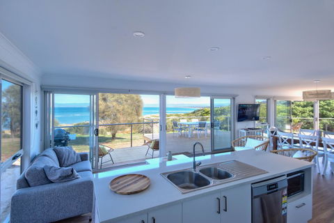 Sandbar Beach House - Accommodation Whitsundays 1