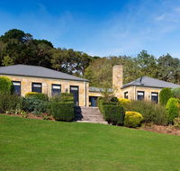 Sandstone Estate - Accommodation Whitsundays