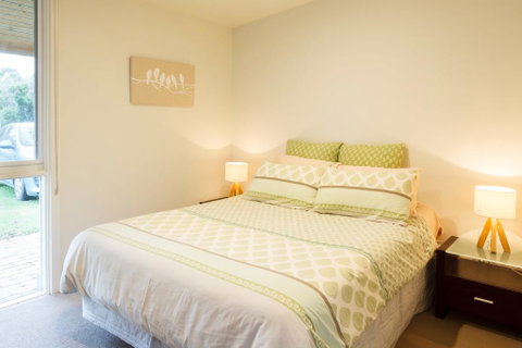 Sandy Point Hideaway - Accommodation Whitsundays 3