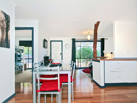Sea Devine - Accommodation Whitsundays 2