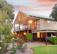 Sea Esta - town  beach on your doorstep - Accommodation Whitsundays