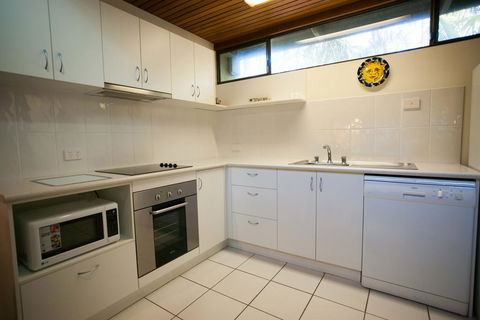 Sea Urchin Apartment - Accommodation Whitsundays 1