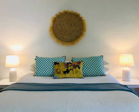 Sensom Luxury Bed And Breakfast - Accommodation Whitsundays 1